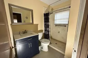 706 E Defee Ave, Baytown, TX 77520 - Photo 13