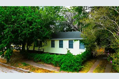 706 E Defee Avenue, Baytown, TX 77520 - Photo 3