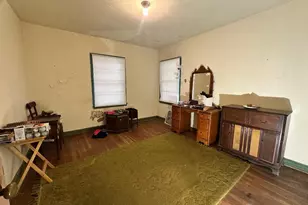 706 E Defee Ave, Baytown, TX 77520 - Photo 11