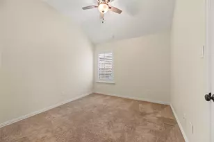 18423 Pin Oak Bend Dr, Cypress, TX 77433 - Photo 17