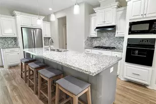 214 N Mahan, Richwood, TX 77531 - Photo 23