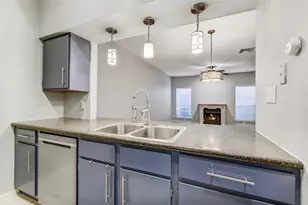 4001 Tanglewilde St, Houston, TX 77063 - Photo 11