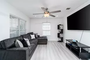 8150 Bassett St, Houston, TX 77051 - Photo 3