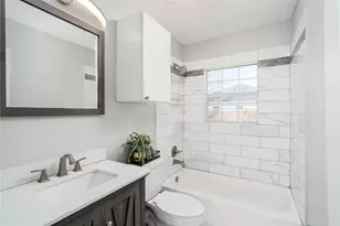 8150 Bassett St, Houston, TX 77051 - Photo 7