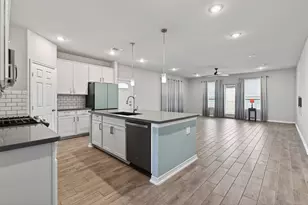 263 Bay Oaks Dr, La Porte, TX 77571 - Photo 9