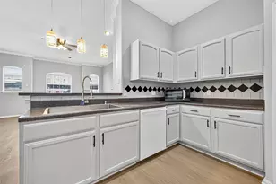 2710 Grants Lake Blvd, Sugar Land, TX 77479 - Photo 15