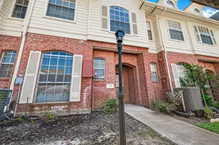 2710 Grants Lake Blvd, Sugar Land, TX 77479 - Photo 3