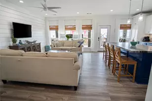 974 Mary Ann, Crystal Beach, TX 77650 - Photo 17