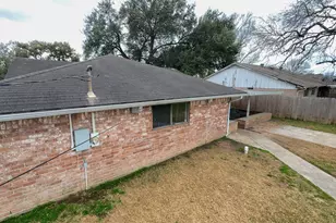 423 Rose Arbor Ln, Houston, TX 77060 - Photo 15