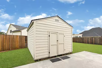 14007 Tobago Court, Mont Belvieu, TX 77523 - Photo 25