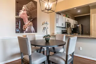 2111 Welch St, Houston, TX 77019 - Photo 3