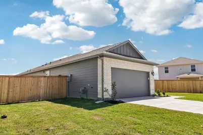 14313 Grey Pointe, Conroe, TX 77302 - Photo 3