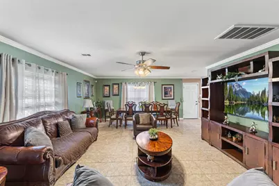 9411 Abbotshall Lane, Houston, TX 77044 - Photo 11