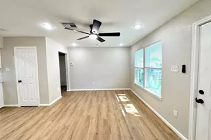 10629 Fairfax St, Houston, TX 77029 - Photo 3