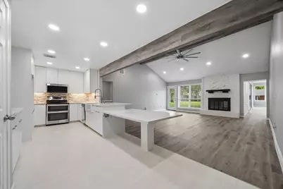 608 Tanglewood Drive, Friendswood, TX 77546 - Photo 9