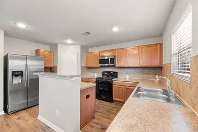 18710 Cinnamon Ash Court, Cypress, TX 77433 - Photo 9