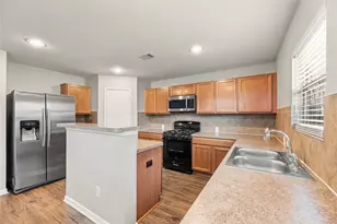 18710 Cinnamon Ash Ct, Cypress, TX 77433 - Photo 9