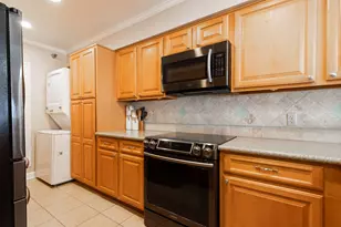 7700 Seawall Blvd, Galveston, TX 77551 - Photo 9