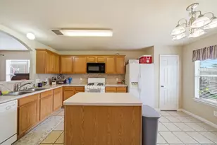 20239 Evening Primrose Ln, Tomball, TX 77375 - Photo 7