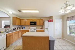 20239 Evening Primrose Ln, Tomball, TX 77375 - Photo 7