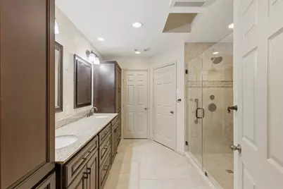 9203 S Pass Lane, Houston, TX 77064 - Photo 13