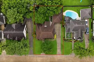 9203 S Pass Ln, Houston, TX 77064 - Photo 25