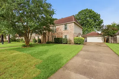 9203 S Pass Lane, Houston, TX 77064 - Photo 31