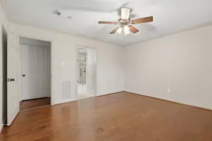 9203 S Pass Ln, Houston, TX 77064 - Photo 41
