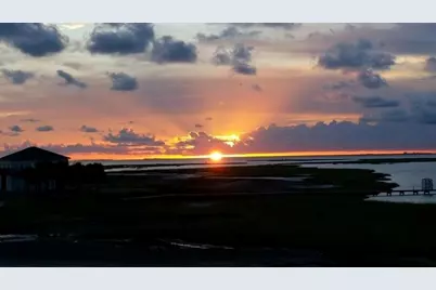 3714 Mitote Drive, Galveston, TX 77554 - Photo 19