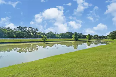 126 Lakeland Circle, Rosharon, TX 77583 - Photo 37