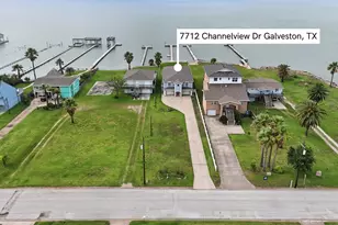 7712 Channelview Dr, Galveston, TX 77554 - Photo 1