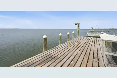 7712 Channelview Drive, Galveston, TX 77554 - Photo 41