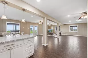 7712 Channelview Dr, Galveston, TX 77554 - Photo 23