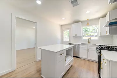 6725 Madrid Street, Houston, TX 77021 - Photo 5