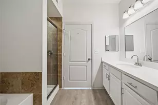 11925 Jones Rd, Houston, TX 77070 - Photo 19