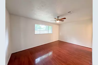 2010 Redwood Street, Kemah, TX 77565 - Photo 21