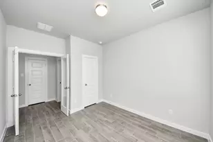 14807 Surfbird Ln, Houston, TX 77049 - Photo 7