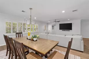 4845 Briarbend Dr, Houston, TX 77035 - Photo 9