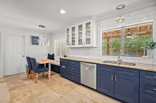 4845 Briarbend Dr, Houston, TX 77035 - Photo 13