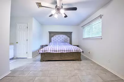 729 Newman Street, Angleton, TX 77515 - Photo 11