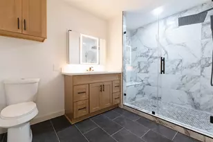 5007 Edfield St, Houston, TX 77033 - Photo 23