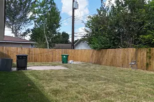 5007 Edfield St, Houston, TX 77033 - Photo 39