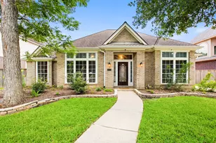1127 Glendale Dr, Sugar Land, TX 77479 - Photo 1