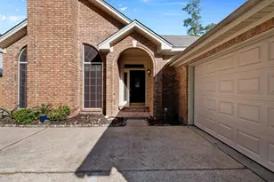3007 Creek Manor Dr, Kingwood, TX 77339 - Photo 3
