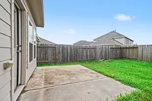 110 Kelly St, Angleton, TX 77515 - Photo 29