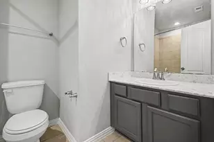 110 Kelly St, Angleton, TX 77515 - Photo 23