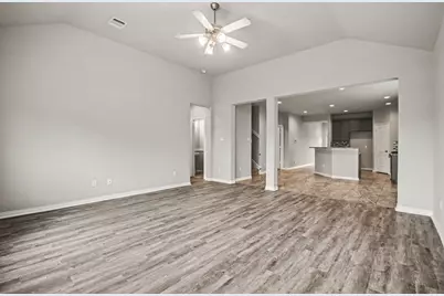 110 Kelly Street, Angleton, TX 77515 - Photo 7