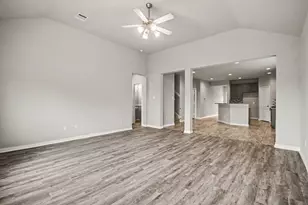 110 Kelly St, Angleton, TX 77515 - Photo 7