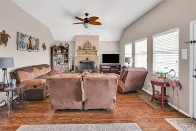 115 Driftwood Road, Freeport, TX 77541 - Photo 7