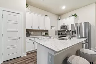 2634 Westward Hl Dr, Fresno, TX 77545 - Photo 9